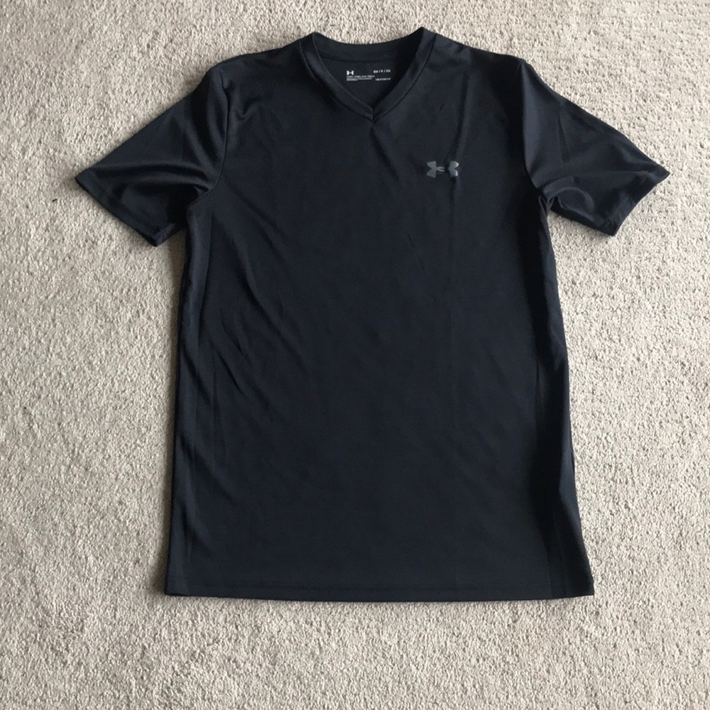 Under Armour tshirt